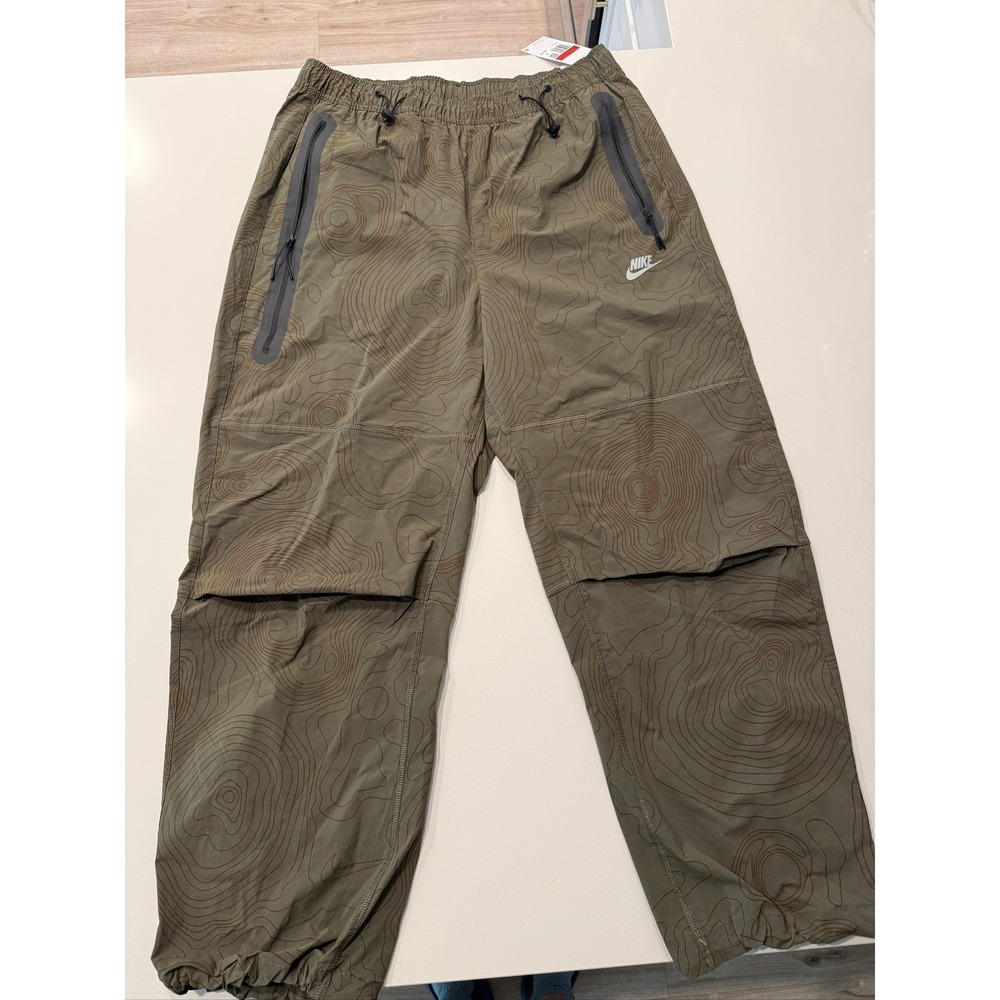 Nike Tech Open-Hem Woven Pants L Olive Topographic Print Straight Leg IM7838-325